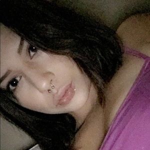 Meet your Posher, Monica